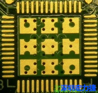 這也是不好的通孔設計，但部份通孔已經用綠漆(mask)蓋上，但仍有部份通孔未塞孔。 