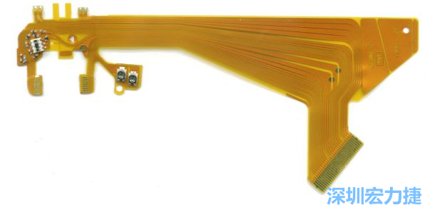 針對消費性電子產(chǎn)品的外型設計，F(xiàn)PC可以做任意形狀的適應性線路設計。